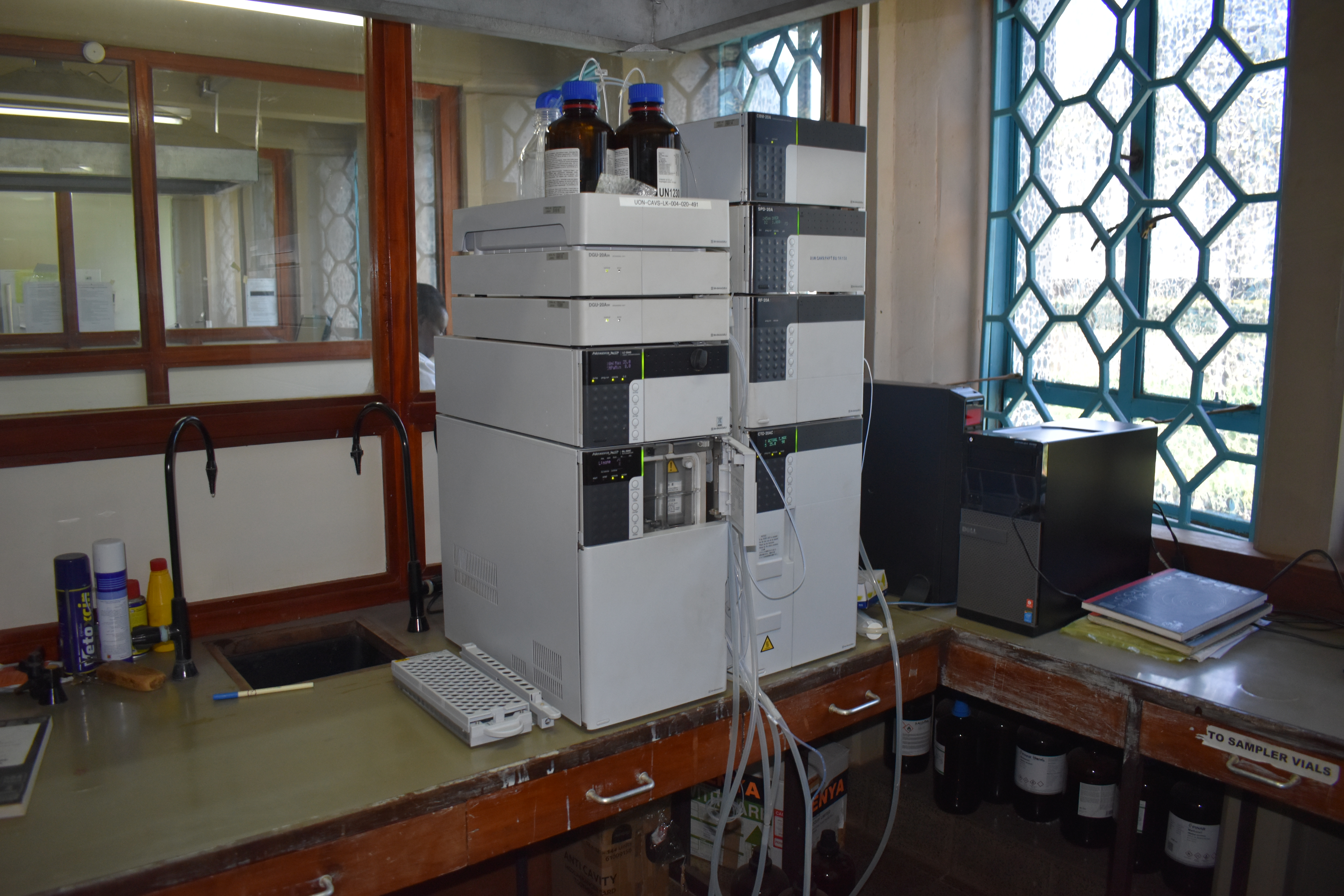 HPLC Machine