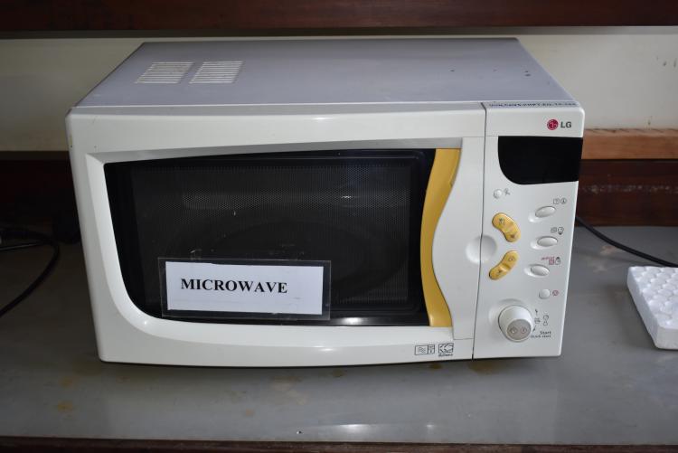 Microwave in Research Laboratories